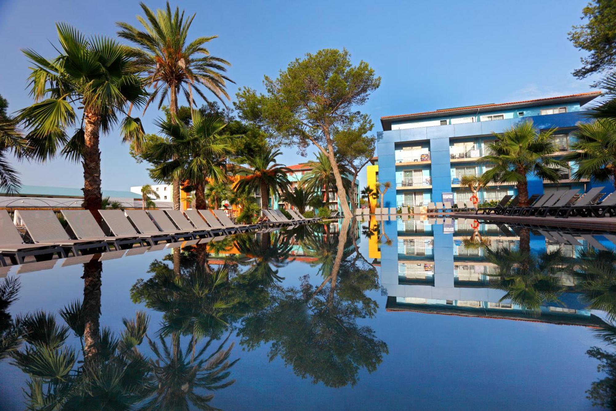 Occidental Menorca (Adults Only) Hotel Punta Prima  Exterior foto